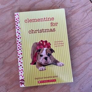 Scholastic 'Clementine for Christmas' Book - Green and Red